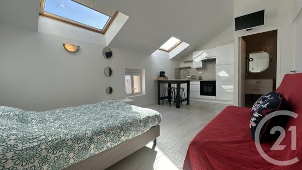 Maison à vendre  12 pièces - 237 m2 SALIN DE GIRAUD - 13