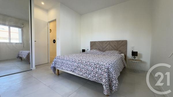 Maison à vendre  12 pièces - 237 m2 SALIN DE GIRAUD - 13