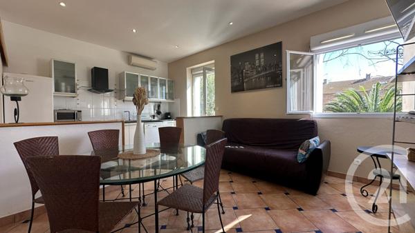 Maison à vendre  12 pièces - 237 m2 SALIN DE GIRAUD - 13