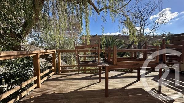 Maison à vendre  12 pièces - 237 m2 SALIN DE GIRAUD - 13