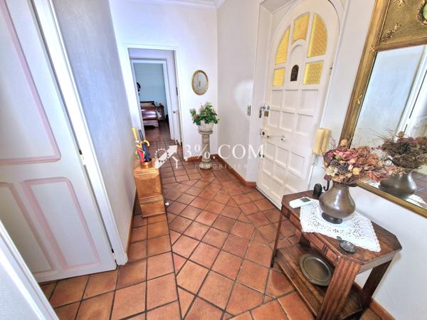 Villa 6 pièce(s) 4 chambre(s) 160 m²