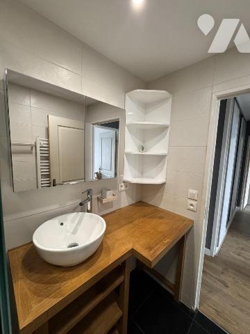 ST-HERBLAIN - BERNARDIERE - APPARTEMENT T4 - 4 EME ET DERNIER ETAGE