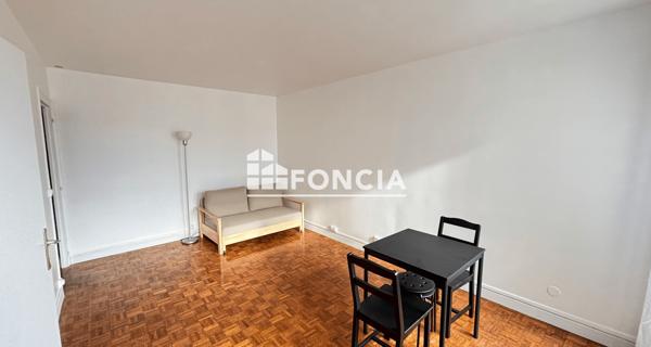Location Studio meublé 31.46 m² - Paris 75015