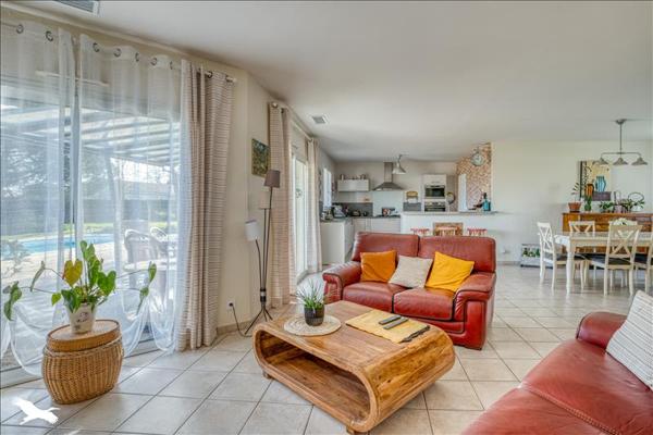 Maison à vendre |  Sainte-Bazeille |  5 pièces | 112 m²