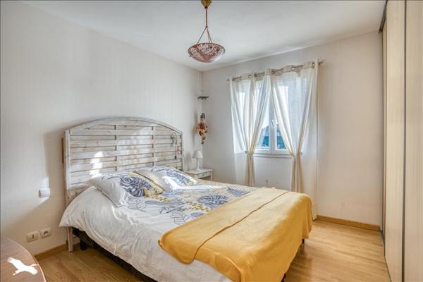 Maison à vendre |  Sainte-Bazeille |  5 pièces | 112 m²