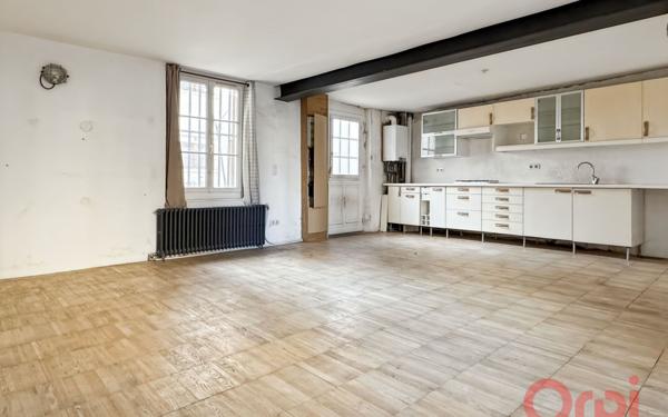 Appartement à vendre    3 pièces • 81 m2 Bagnolet