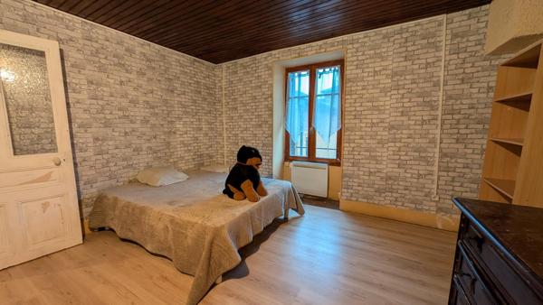 Maison 6 pièces 265 m²