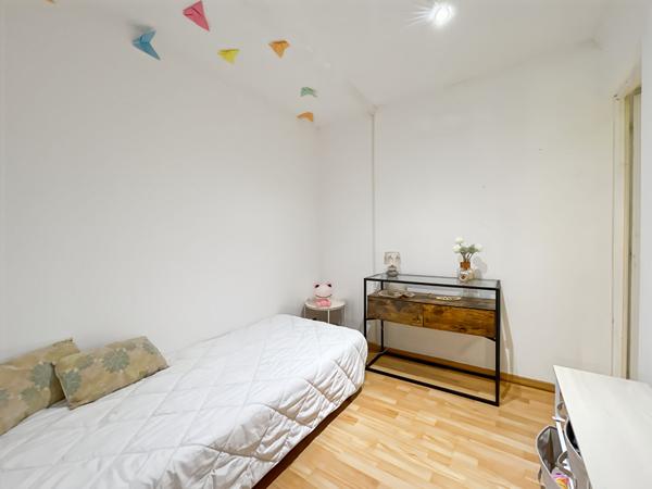 MAISON JUMELÉE DE TYPE 4/5 PIÈCES DANS DOMAINE SÉCURISÉ