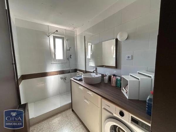 Appartement à louer 3 pièces 68.25m² Aix-en-Provence (13100)