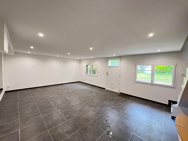 Maison Le Blanc-mesnil 7 pièce(s) 182.92 m2