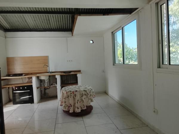 OPPORTUNITÉ À SAISIR!!! Étang-Salé les Hauts – Maison + dépendance – Fort potentiel – Terrain 517 m²