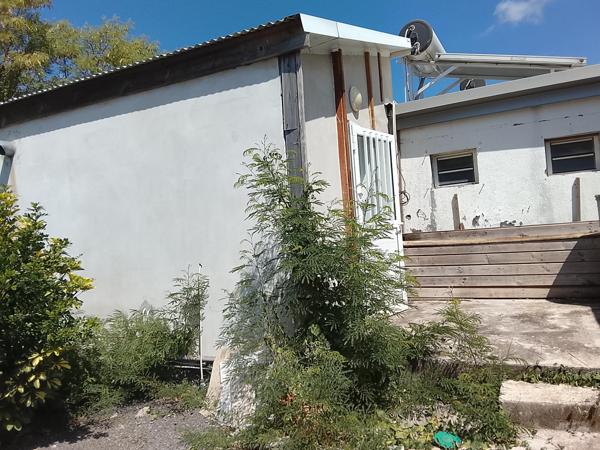 OPPORTUNITÉ À SAISIR!!! Étang-Salé les Hauts – Maison + dépendance – Fort potentiel – Terrain 517 m²