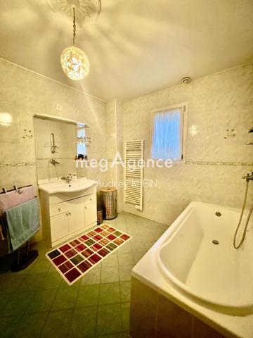 Maison à SAINT-CLEMENT, 89100 - 6 pièces 145m²