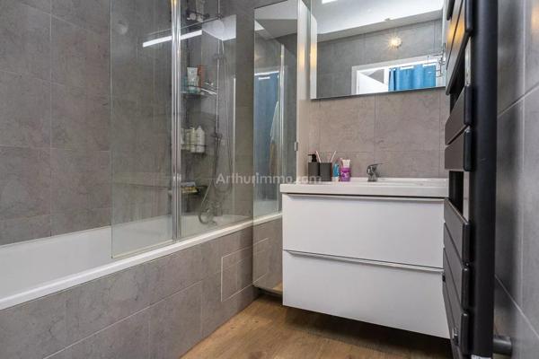 Vente Appartement 4 pièces 70 m2 à Morestel