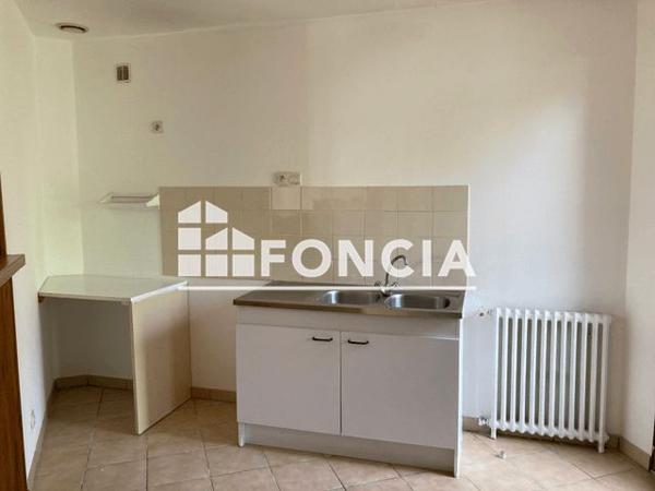 Location Maison 3 pièces 70 m² - 28 RUE DES MAUGES St Laurent De La Plaine 49290