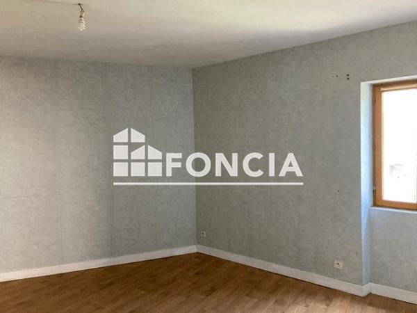 Location Maison 3 pièces 70 m² - 28 RUE DES MAUGES St Laurent De La Plaine 49290