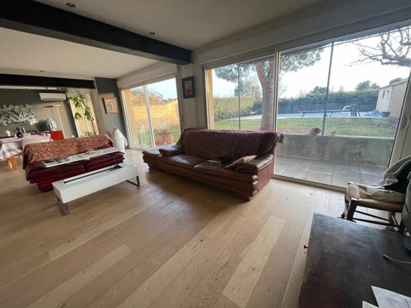 Maison à vendre    5 pièces •  Vedène