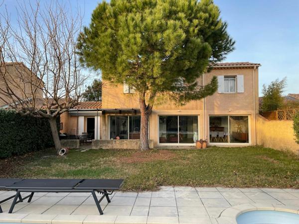 Maison à vendre    5 pièces •  Vedène