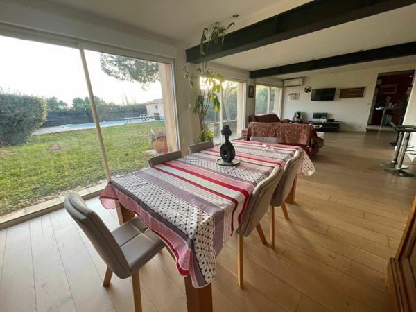 Maison à vendre    5 pièces •  Vedène