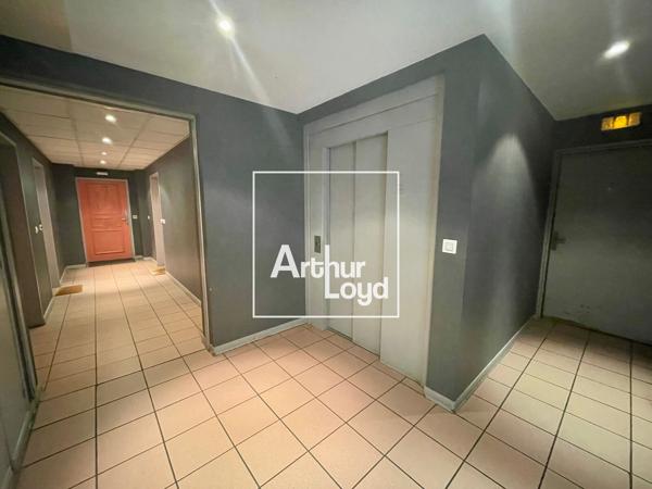 Bureaux à vendre à Nîmes secteur Jean Jaurès avec ascenseur et PMR 105 m²