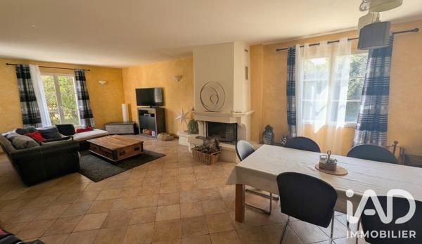 Maison à vendre 7 pièces 199 m² La Celle-les-Bordes