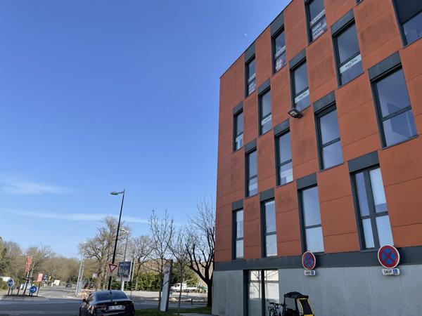 BUREAUX À VENDRE OU À LOUER-134 M²-ST SÉBASTIEN SUR LOIRE