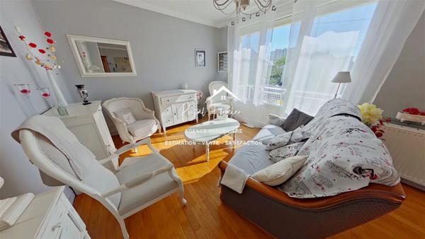 Vue sur l'espace extérieur, venez poser vos valises dans cette maison