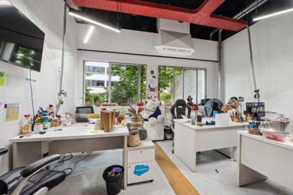 Bureaux à louer à PARIS 75017