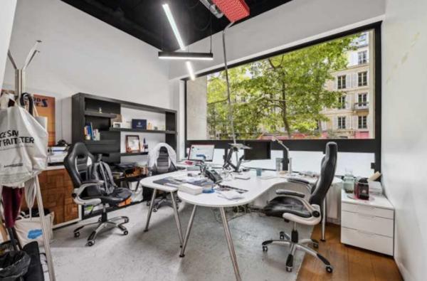 Bureaux à louer à PARIS 75017