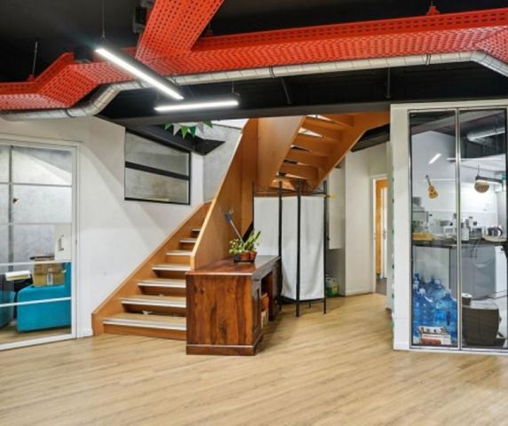 Bureaux à louer à PARIS 75017