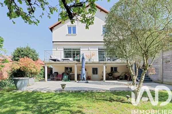 Maison à vendre 6 pièces 149,1 m² Vaires-sur-Marne