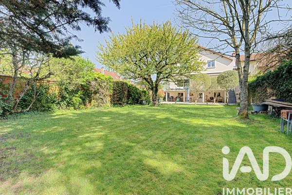 Maison à vendre 6 pièces 149,1 m² Vaires-sur-Marne