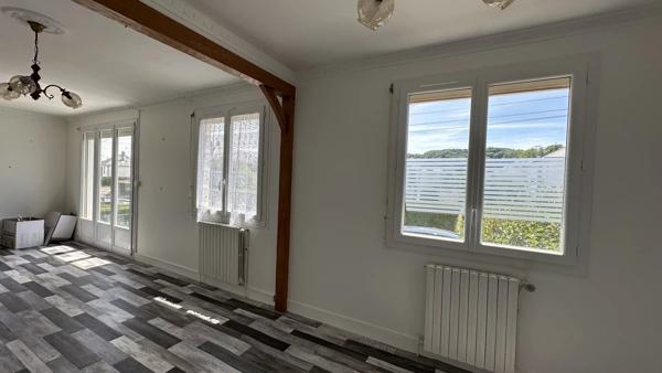 Vente                                                      Maison
                        
                     4 pièces                      73 m2                     à Pont-Audemer