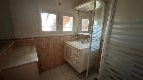 Vente                                                      Maison
                        
                     4 pièces                      73 m2                     à Pont-Audemer
