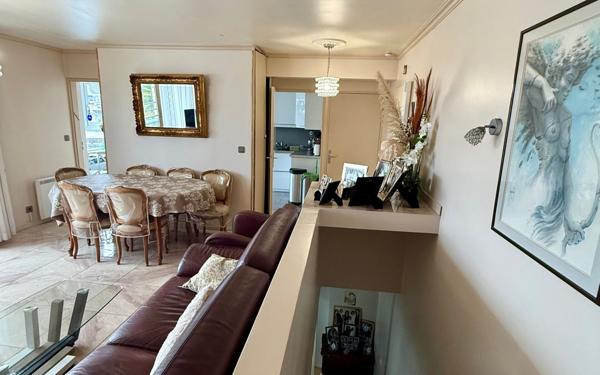 Appartement à vendre    4 pièces • 84,40 m2 La Courneuve