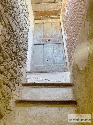 Malaucène (84340) MALAUCÈNE - CHARMANTE MAISON DE VILLAGE A PROXIMITE IMMEDIATE DES COMMERCES AVEC GARAGE