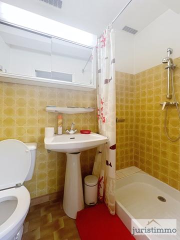 Malaucène (84340) MALAUCÈNE - CHARMANTE MAISON DE VILLAGE A PROXIMITE IMMEDIATE DES COMMERCES AVEC GARAGE