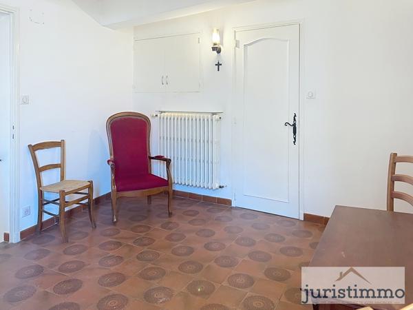 Malaucène (84340) MALAUCÈNE - CHARMANTE MAISON DE VILLAGE A PROXIMITE IMMEDIATE DES COMMERCES AVEC GARAGE