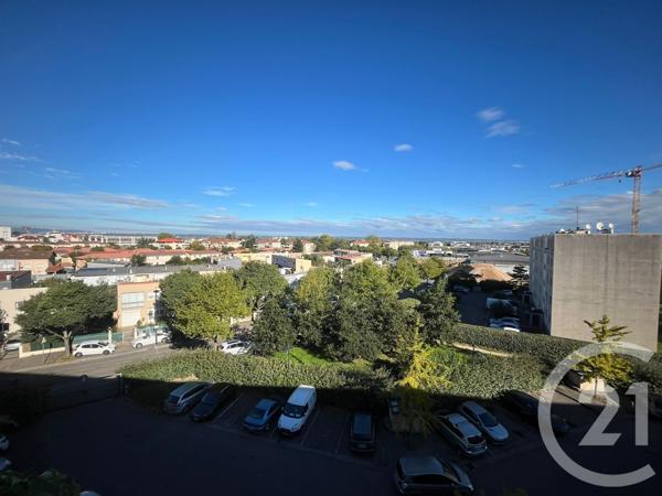 Appartement F4 à vendre  4 pièces - 66,30 m2 MEYZIEU - 69