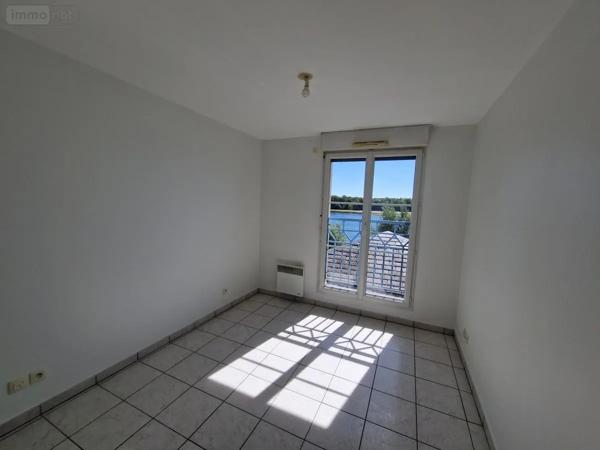 Location - Appartement Loire-Authion 49140 4 pièces 90 m 2