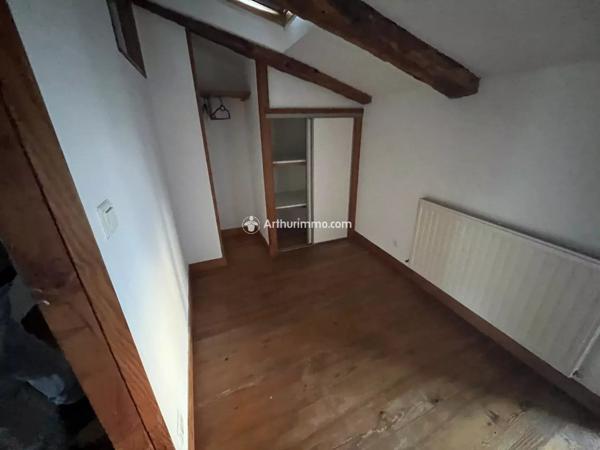 Location Appartement 2 pièces 42 m2 à Millau