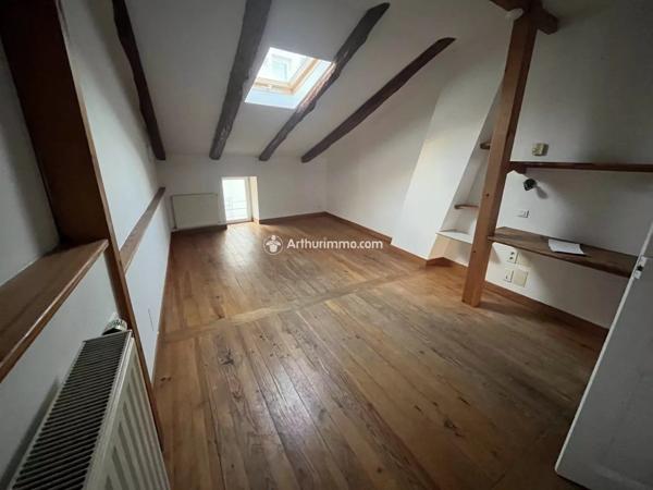 Location Appartement 2 pièces 42 m2 à Millau