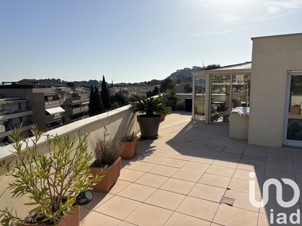Appartement 3 pièces de 69 m² à Cavalaire-sur-Mer (83240)