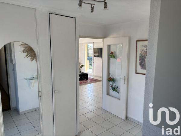 Appartement 3 pièces de 69 m² à Cavalaire-sur-Mer (83240)