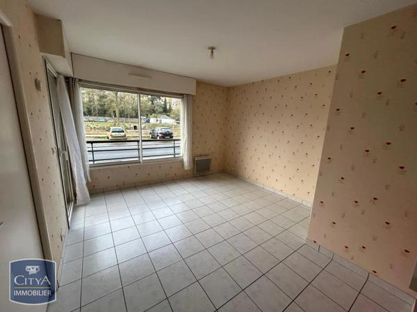 Appartement à louer 2 pièces 34.41m² Laval (53000)