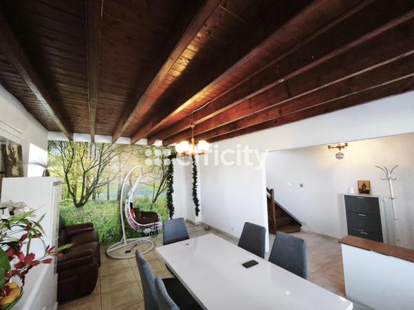 Maison
         9 pièces
        - 186 m² Exclusivité 129 600 €*