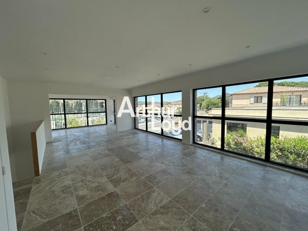 Bureaux à louer 140 m² divisibles dès 70 m² - Sainte Maxime