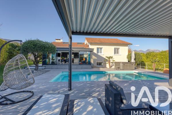 Maison à vendre 5 pièces 150 m² Seyssins