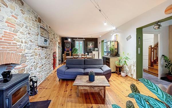 Maison à vendre    5 pièces •  Creuzier-le-Vieux