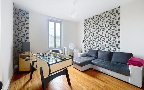 Maison à vendre    5 pièces •  Creuzier-le-Vieux